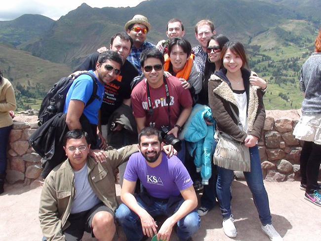 外国人学生を率いて、富士山へ